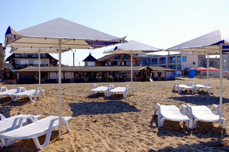 Пляж отеля Аквамарин , Западное побережье Крыма